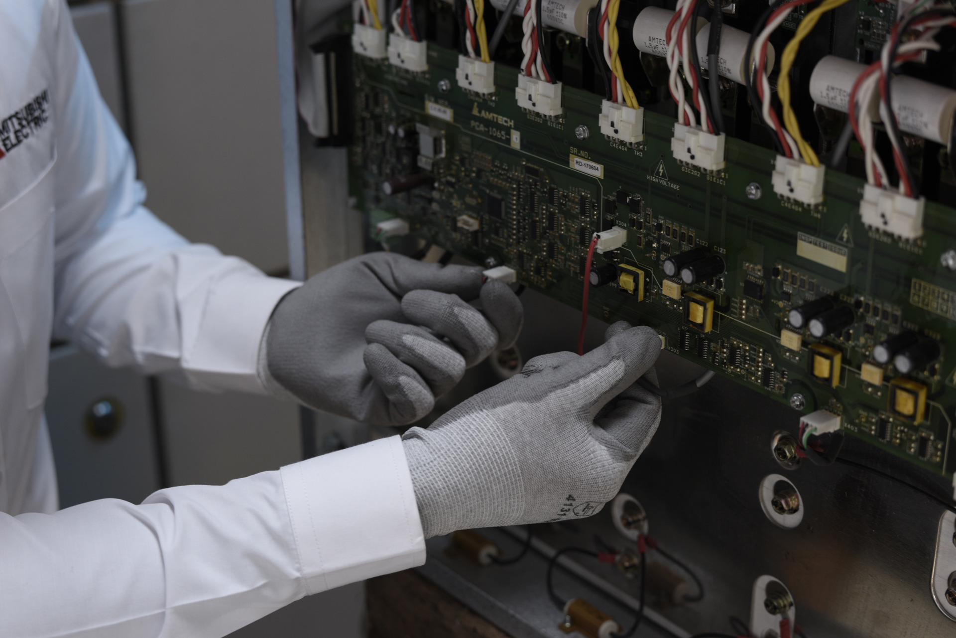 Cảnh báo rủi ro khi mua sản phẩm Mitsubishi Electric không chính hãng