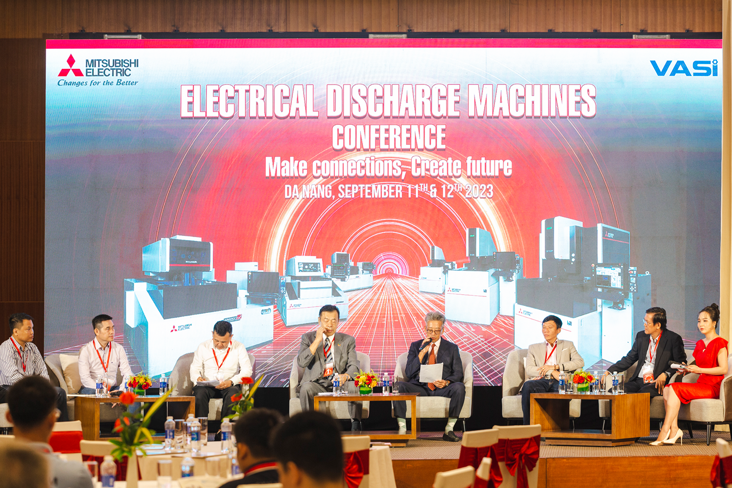 Mitsubishi Electric Vietnam organized a technology conference on Electrical Discharge Machines in Da Nang